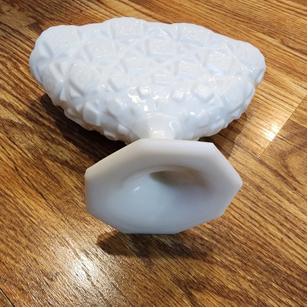 Vintage Milk Glass Vase Planter Old Quilt PatternWestmoreland Vintage